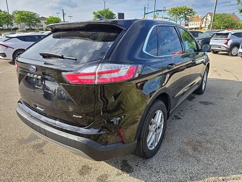 Used 2024 Ford Edge SEL AWD/4WD image 3