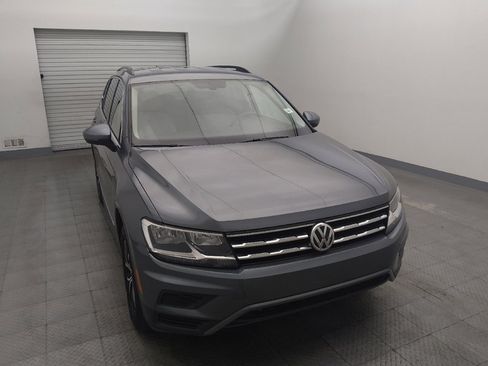 Used 2021 Volkswagen Tiguan SE image 14