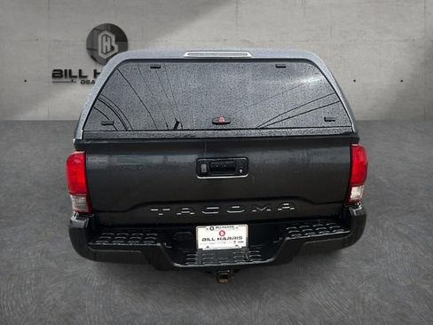 Used 2022 Toyota Tacoma SR5 AWD/4WD image 6