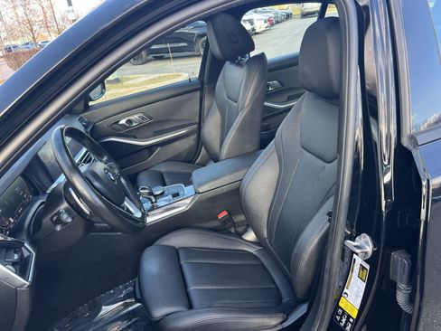 Used 2021 BMW 330i xDrive Sedan w/ Premium Package image 13