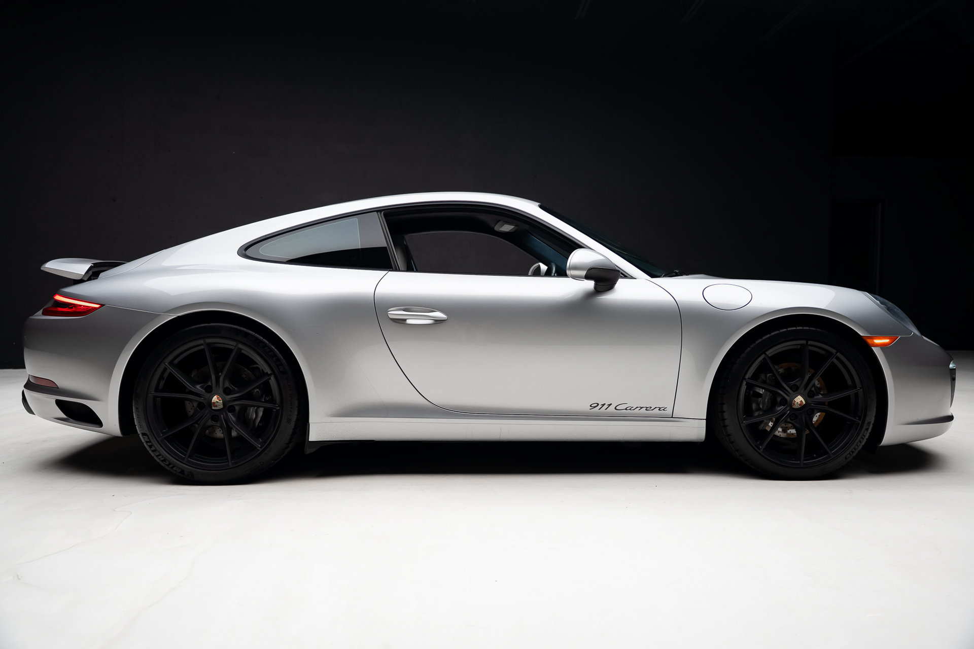 Used 2018 Porsche 911 Carrera RWD image 36