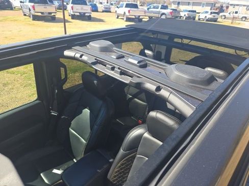 Used 2021 Jeep Wrangler Unlimited Sahara AWD/4WD image 23