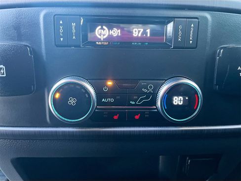 Used 2024 Ford Expedition Platinum image 27