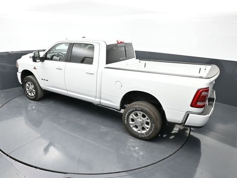 Used 2024 RAM 2500 Laramie image 32