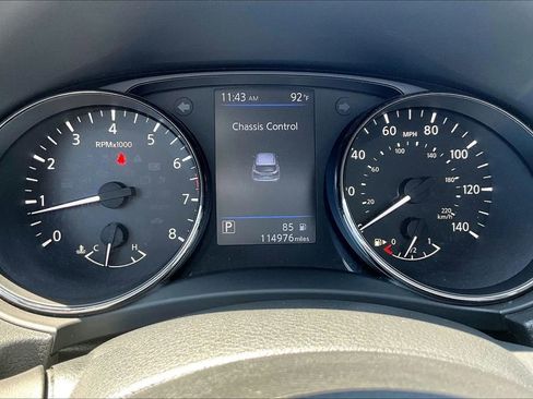 Used 2020 Nissan Rogue Sport SV FWD image 21