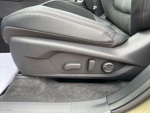 Certified 2026 Subaru Forester Touring AWD/4WD image 12