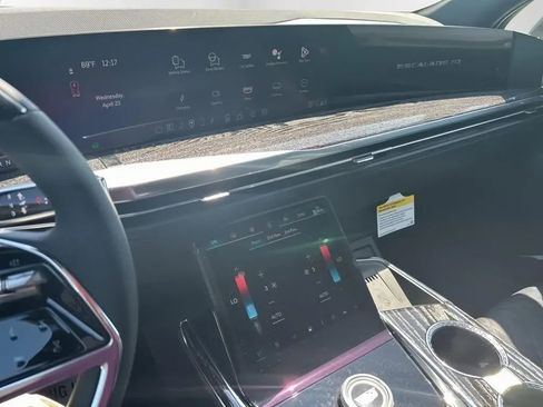 New 2025 Cadillac Escalade IQ Luxury 1 image 31