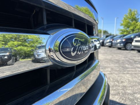 Used 2017 Ford F150 XLT AWD/4WD image 23