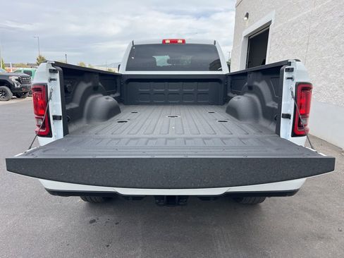 New 2026 RAM 2500 Big Horn image 37