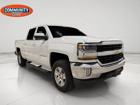 Used 2018 Chevrolet Silverado 1500 LT w/ All Star Edition AWD/4WD image 11