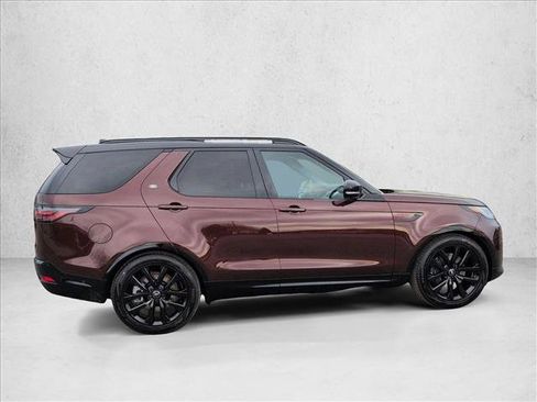 New 2026 Land Rover Discovery Limited Edition image 4