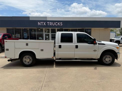 Used 2014 Ford F250 XL w/ Power Equipment Group RWD image 6