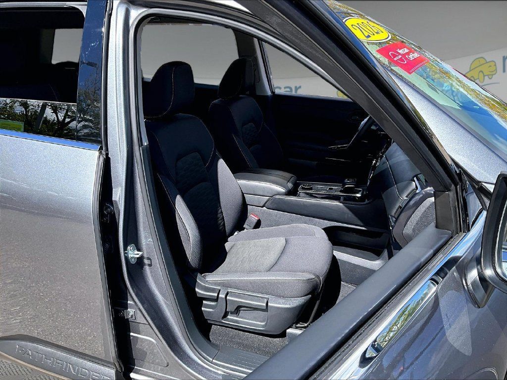 Certified 2026 Nissan Pathfinder SV AWD/4WD image 11
