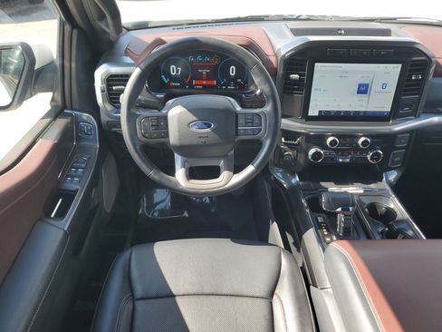 Used 2022 Ford F150 Lariat image 14