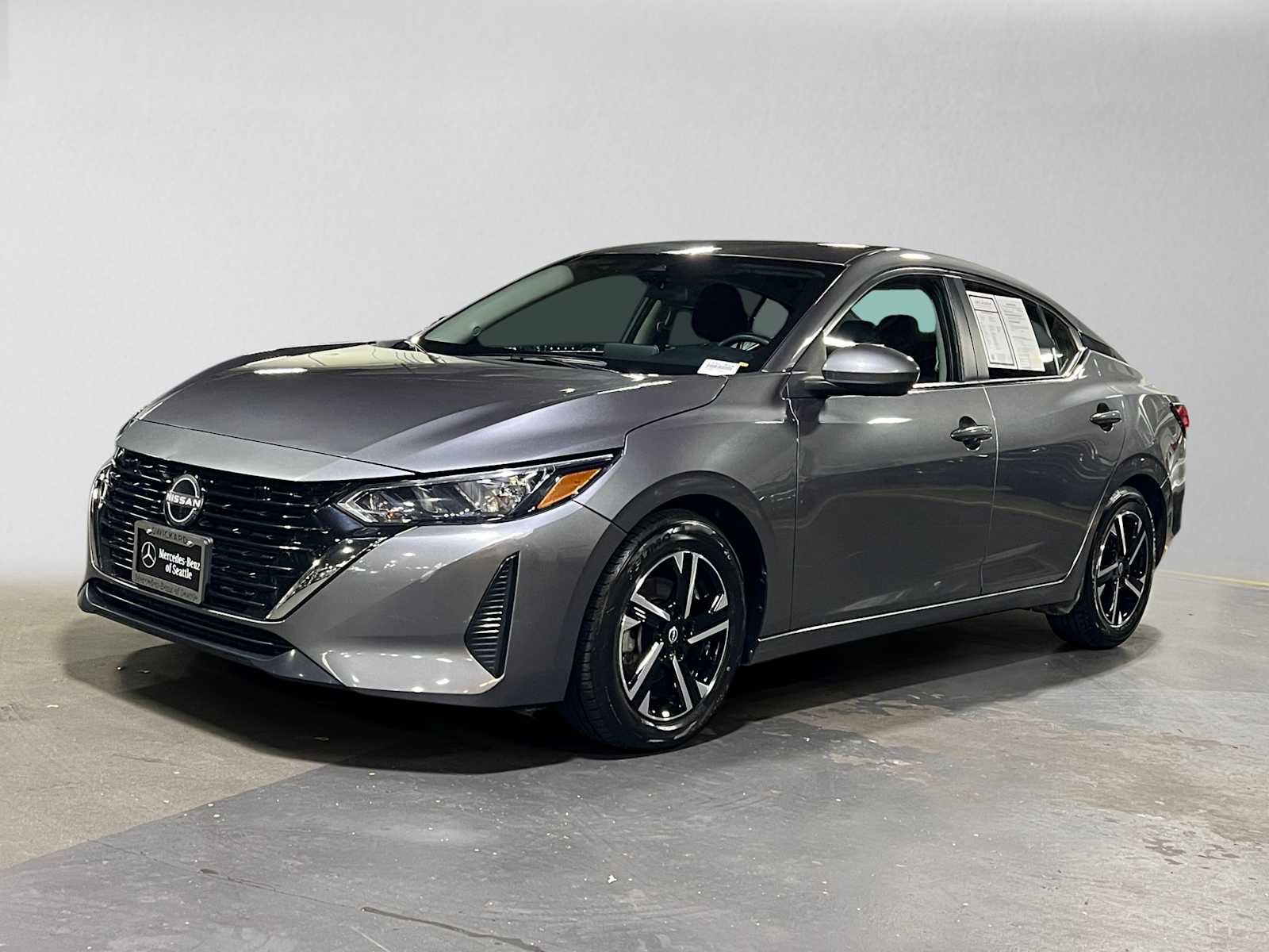 Used 2024 Nissan Sentra SV FWD image 7