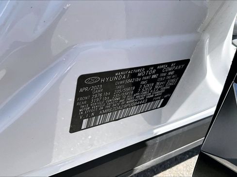 Certified 2023 Hyundai Santa Fe Limited AWD/4WD image 18