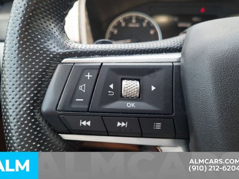 Used 2024 Mitsubishi Outlander SE FWD image 28