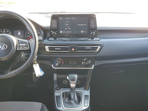 Used 2021 Kia Seltos S FWD image 22