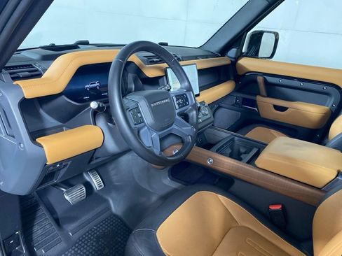 Used 2024 Land Rover Defender 110 X AWD/4WD image 11