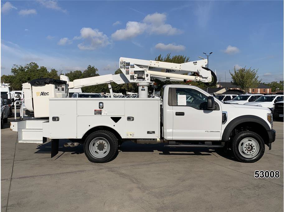 Used 2019 Ford F550 4x4 Regular Cab Super Duty w/ Snow Plow Prep Package image 7