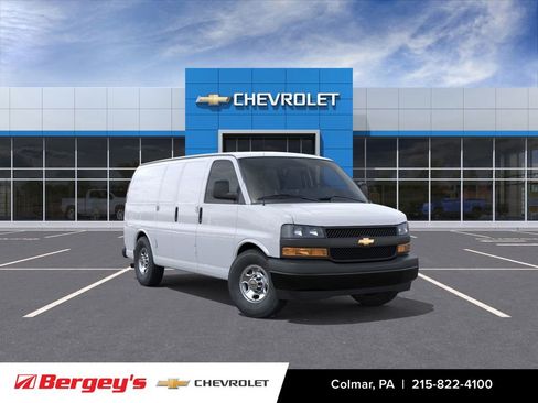 New 2026 Chevrolet Express 2500 image 2