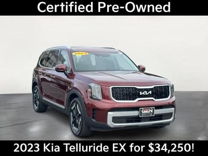 Used 2023 Kia Telluride EX w/ EX Captain's Chair Package