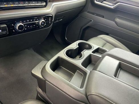 Used 2025 GMC Sierra 1500 SLT image 20
