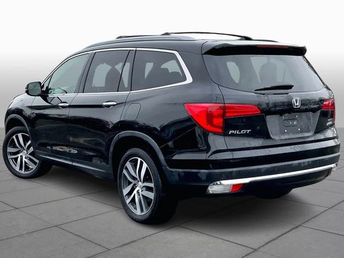 Used 2017 Honda Pilot Touring image 12