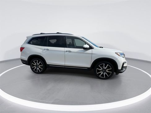 Used 2019 Honda Pilot Elite image 17