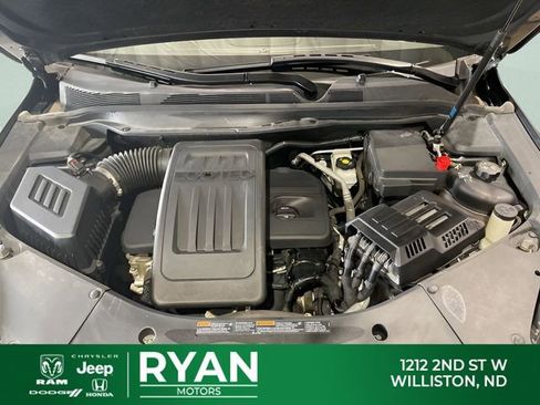 Used 2017 Chevrolet Equinox LT w/ Convenience Package AWD/4WD image 11