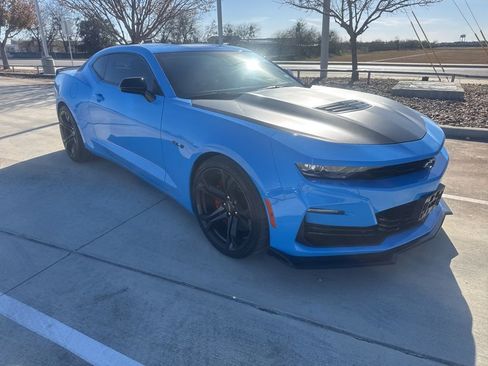 Used 2022 Chevrolet Camaro SS image 1