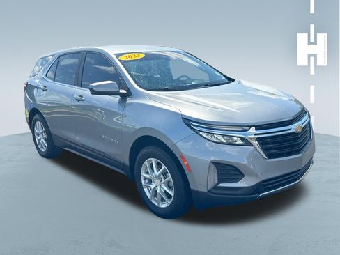 Used 2023 Chevrolet Equinox LT AWD/4WD image 1
