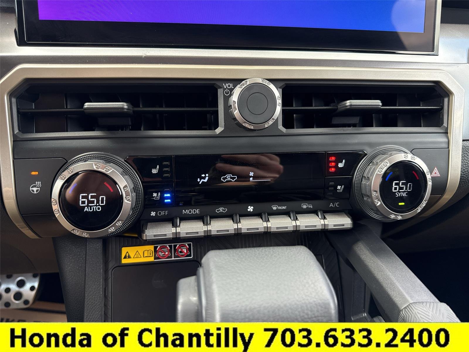 Used 2026 Toyota Tacoma TRD Sport w/ TRD Sport Premium Package AWD/4WD image 11