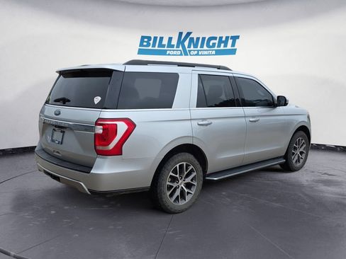 Used 2018 Ford Expedition XLT w/ Equipment Group 202A AWD/4WD image 5