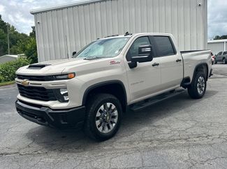Used 2026 Chevrolet Silverado 2500 Custom w/ Custom Value Package AWD/4WD video 2