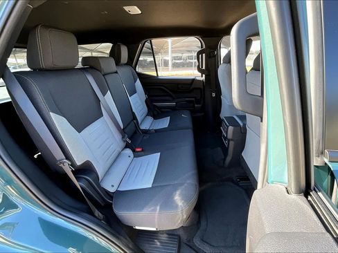Used 2025 Toyota 4Runner TRD Off-Road AWD/4WD image 18