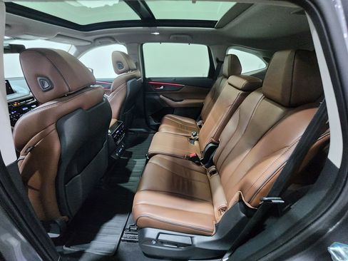 Used 2024 Acura MDX SH-AWD w/ Advance Package image 17