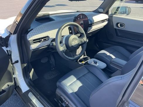 Used 2025 MINI Cooper S image 11