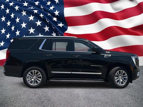 Used 2025 GMC Yukon Denali RWD image 5