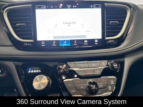 New 2026 Chrysler Pacifica Select image 13