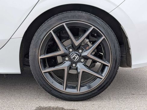 Used 2024 Honda Civic Sport Touring image 14