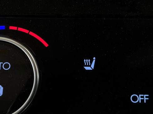 Used 2025 Hyundai Santa Fe SEL FWD image 28