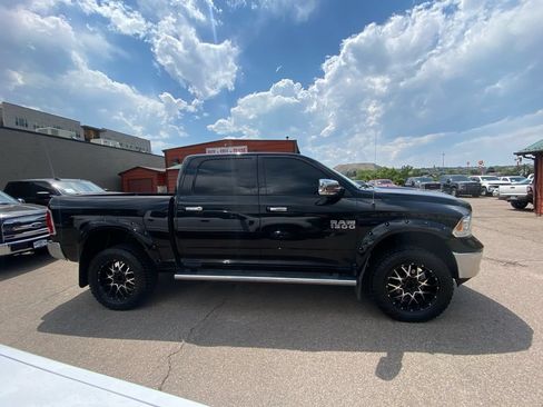 Used 2014 RAM 1500 Laramie AWD/4WD image 2