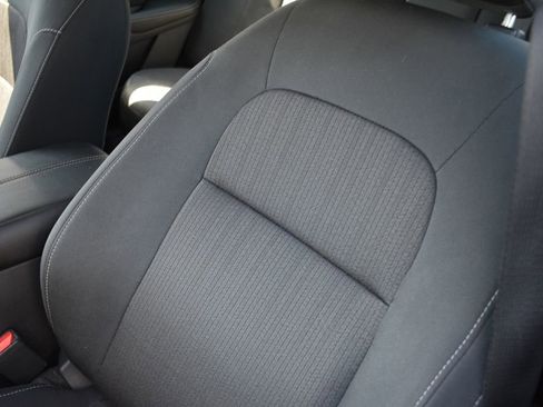 Used 2025 Nissan Altima 2.5 SV FWD image 11