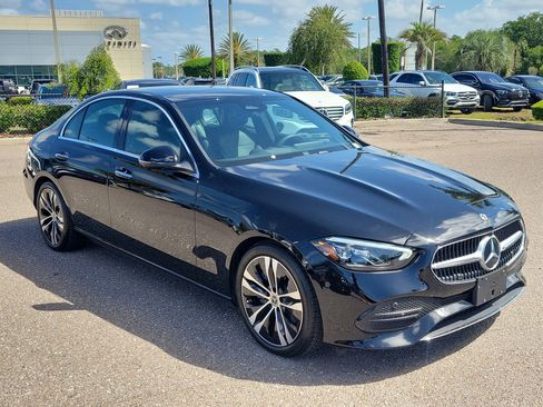 Certified 2022 Mercedes-Benz C 300 4MATIC Sedan image 2