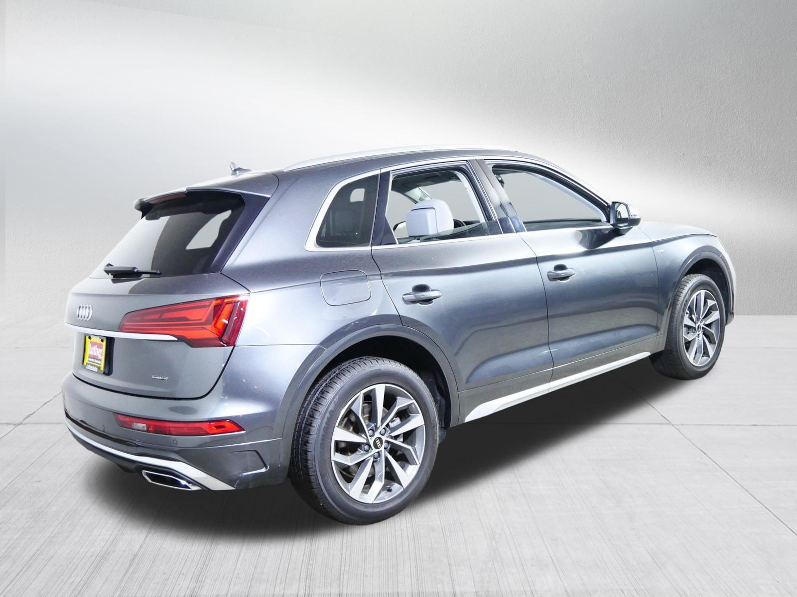 Used 2023 Audi Q5 2.0T Premium Plus w/ Premium Plus Package AWD/4WD image 7