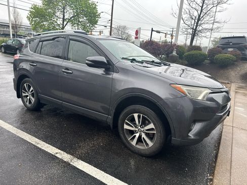 Used 2017 Toyota RAV4 XLE w/ All Weather Liner Package image 10