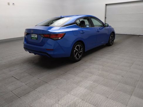 Used 2025 Nissan Sentra SV FWD image 9