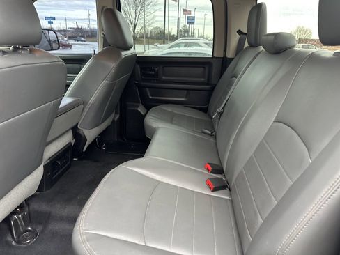 Used 2015 RAM 2500 Tradesman image 9
