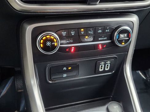Used 2020 Ford EcoSport SE image 42